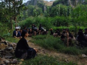 Pemaknaan Pakaian Khas Masyarakat Sedulur Sikep Sebagai Identitas Sosial